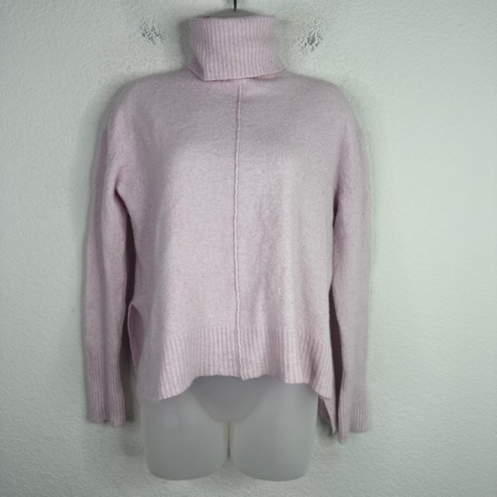 Athleta Sweater Womens Medium Pink Wool Blend Turtleneck Long Sleeve‎ Athleisure